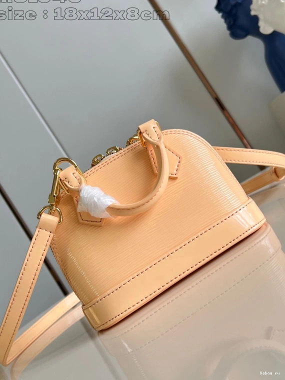 Alma-18*12*8cm LOUIS Nano VUITTON 0817